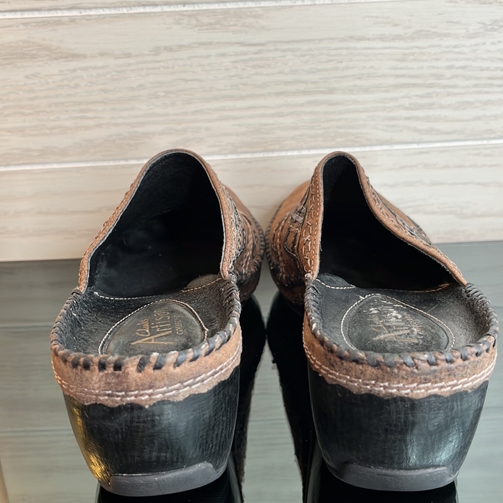 Clarks Artisan Brown Distressed‎ Stich Wedge Mules Clogs 8.5M - Picture 6 of 7